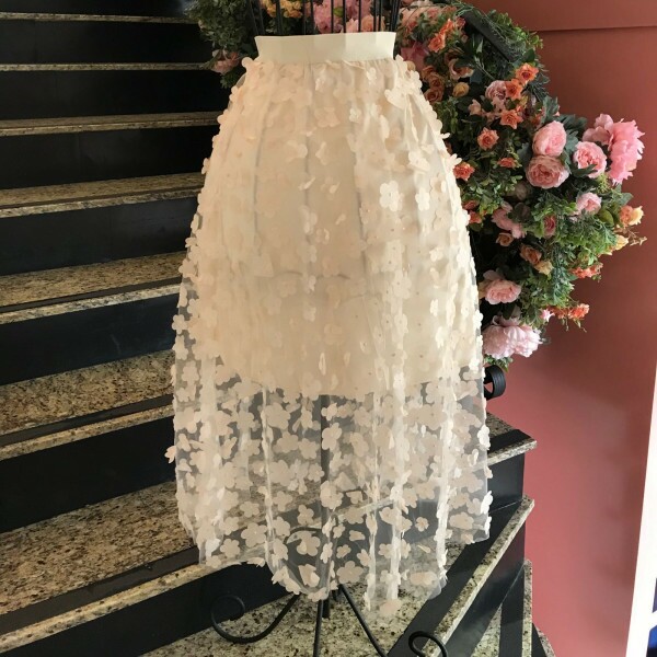 Saia de Tulle com Flor 3D Off White